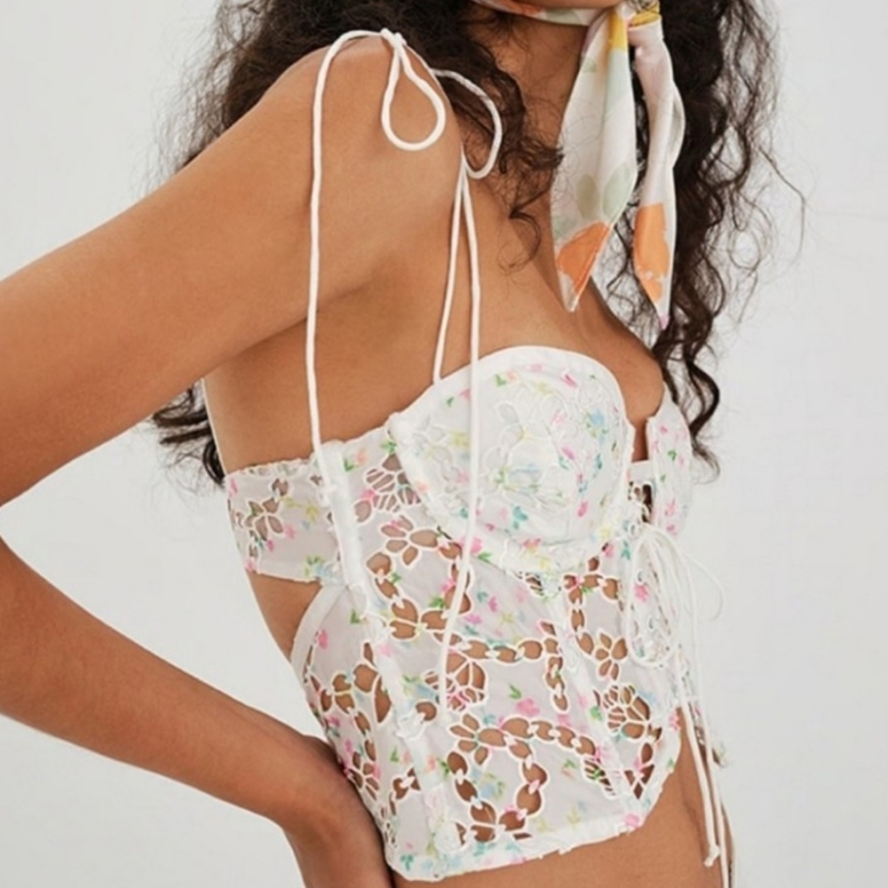 New!For Love And Lemons Kyra Floral Lace-Up Bustier Crop Top